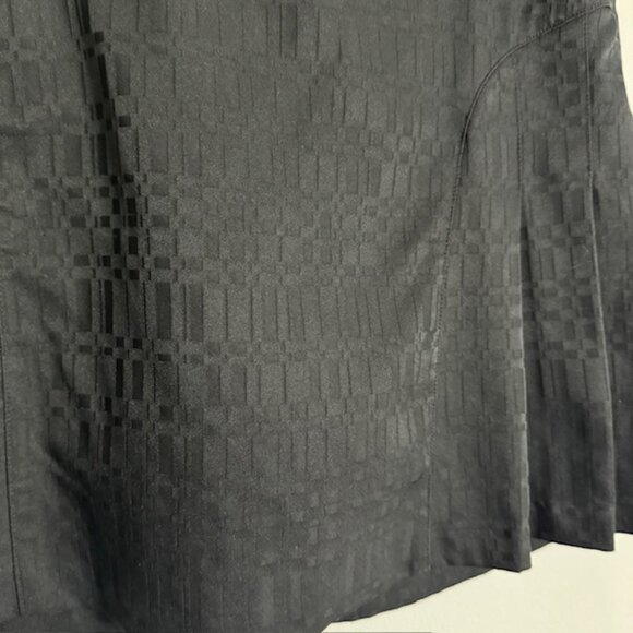 Greg Norman Women's Perfect Fit Black Golf Skort Size 6 - Picture 2 of 7